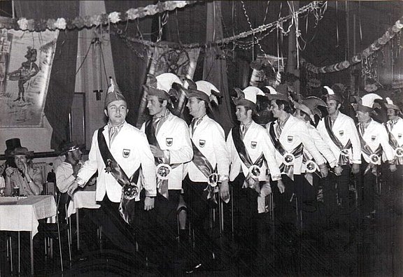 1972_004.jpg  